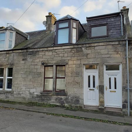 Carvetii - Mayhaven House - Tranquil Cul-De-Sac - 2 Bedrooms, Sleeps 4 Guests Dunfermline Exterior foto